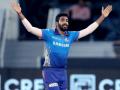 IPL 2021: Mumbai restrict RCB to 165/6, Kohli, Maxwell hit fifties - Hindi News | IPL 2021: Mumbai restrict RCB to 165/6, Kohli, Maxwell hit fifties | Latest cricket News at Lokmattimes.com