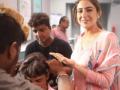 Sara posts video of 'Varuna Dhawan the hottest nurse' - Hindi News | Sara posts video of 'Varuna Dhawan the hottest nurse' | Latest lifestyle News at Lokmattimes.com