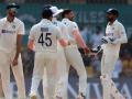 3rd Test, Day 2: India trail Australia by 75 runs at lunch after Umesh, Ashwin heroics - Hindi News | 3rd Test, Day 2: India trail Australia by 75 runs at lunch after Umesh, Ashwin heroics | Latest other-sports News at Lokmattimes.com