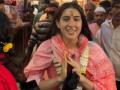 Sara Ali Khan attends Ganga aarti in Varanasi despite Covid-19 - Hindi News | Sara Ali Khan attends Ganga aarti in Varanasi despite Covid-19 | Latest entertainment News at Lokmattimes.com