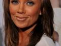 Vanessa Williams to judge drag singing competition 'Queen of the Universe' - Hindi News | Vanessa Williams to judge drag singing competition 'Queen of the Universe' | Latest entertainment News at Lokmattimes.com