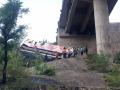 10 dead, 55 injured after bus plunges into Jammu gorge - Hindi News | 10 dead, 55 injured after bus plunges into Jammu gorge | Latest national News at Lokmattimes.com