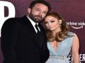 Jennifer Lopez, Ben Affleck will not reveal wedding plans to avoid press - Hindi News | Jennifer Lopez, Ben Affleck will not reveal wedding plans to avoid press | Latest entertainment News at Lokmattimes.com