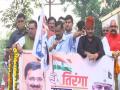 2022 Uttarakhand polls: Arvind Kejriwal promises 1 lakh jobs, unemployment allowance for youth - Hindi News | 2022 Uttarakhand polls: Arvind Kejriwal promises 1 lakh jobs, unemployment allowance for youth | Latest politics News at Lokmattimes.com