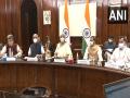 Nirmala Sitharaman holds meetings with CMs, state Finance Ministers on post-pandemic economic recovery - Hindi News | Nirmala Sitharaman holds meetings with CMs, state Finance Ministers on post-pandemic economic recovery | Latest national News at Lokmattimes.com