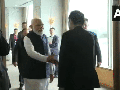 PM Modi meets Japanese counterpart Kishida in Hiroshima, discusses ways to enhance ties - Hindi News | PM Modi meets Japanese counterpart Kishida in Hiroshima, discusses ways to enhance ties | Latest international News at Lokmattimes.com