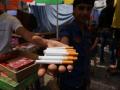 Pakistan govt plans to raise tax on cigarettes - Hindi News | Pakistan govt plans to raise tax on cigarettes | Latest politics News at Lokmattimes.com