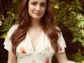 Dia Mirza: Thank you 2021 for making me a mother - Hindi News | Dia Mirza: Thank you 2021 for making me a mother | Latest entertainment News at Lokmattimes.com