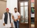 Bhojpuri stars to add glamour to UP polls, Khesari Lal meets Akhilesh - Hindi News | Bhojpuri stars to add glamour to UP polls, Khesari Lal meets Akhilesh | Latest politics News at Lokmattimes.com