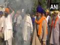 Farmers in Amritsar protest against Centre over agriculture reform bills - Hindi News | Farmers in Amritsar protest against Centre over agriculture reform bills | Latest national News at Lokmattimes.com