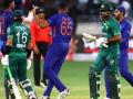 Asia Cup 2022, IND vs PAK: Fakhar Zaman walks off without appeal, earns praise from fans - Hindi News | Asia Cup 2022, IND vs PAK: Fakhar Zaman walks off without appeal, earns praise from fans | Latest cricket News at Lokmattimes.com