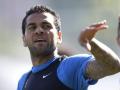 Messi feels lack of support at Barcelona, says Dani Alves - Hindi News | Messi feels lack of support at Barcelona, says Dani Alves | Latest football News at Lokmattimes.com
