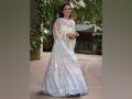 Kareena Kapoor Khan opts for angelic lehenga from Manish Malhotra's collection for Ranbir-Alia's Mehendi ceremony - Hindi News | Kareena Kapoor Khan opts for angelic lehenga from Manish Malhotra's collection for Ranbir-Alia's Mehendi ceremony | Latest maharashtra News at Lokmattimes.com