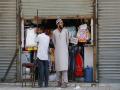 Pakistan: Sindh extends coronavirus restrictions for two weeks amid cases surge - Hindi News | Pakistan: Sindh extends coronavirus restrictions for two weeks amid cases surge | Latest international News at Lokmattimes.com