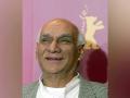 B-town pays tributes to Yash Chopra on his 87th birth anniversary - Hindi News | B-town pays tributes to Yash Chopra on his 87th birth anniversary | Latest entertainment News at Lokmattimes.com