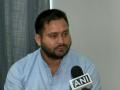 Tejashwi Yadav terms his past equation with Nitish Kumar as 'nok-jhok'; rubbishes claims of any tiff between RJD-JD(U) - Hindi News | Tejashwi Yadav terms his past equation with Nitish Kumar as 'nok-jhok'; rubbishes claims of any tiff between RJD-JD(U) | Latest politics News at Lokmattimes.com