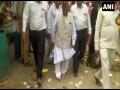 Shoes of BJP MLA stolen in UP's Agra - Hindi News | Shoes of BJP MLA stolen in UP's Agra | Latest national News at Lokmattimes.com