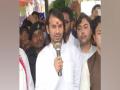 Ram Vilas Paswan death anniv: Tej Pratap attends Pashupati Paras' function in Patna while father Lalu Yadav visits Chirag in Delhi - Hindi News | Ram Vilas Paswan death anniv: Tej Pratap attends Pashupati Paras' function in Patna while father Lalu Yadav visits Chirag in Delhi | Latest national News at Lokmattimes.com