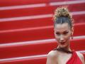 Bella Hadid shares a glimpse of her life with Lyme disease - Hindi News | Bella Hadid shares a glimpse of her life with Lyme disease | Latest entertainment News at Lokmattimes.com