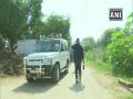 Hathras victim's family speaks to media after two days, say they seek justice - Hindi News | Hathras victim's family speaks to media after two days, say they seek justice | Latest national News at Lokmattimes.com
