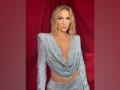 Jennifer Lopez drops new single 'On My Way' from her upcoming movie 'Marry Me' - Hindi News | Jennifer Lopez drops new single 'On My Way' from her upcoming movie 'Marry Me' | Latest entertainment News at Lokmattimes.com