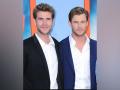 Liam Hemsworth shares hilarious birthday tribute for brother Chris Hemsworth - Hindi News | Liam Hemsworth shares hilarious birthday tribute for brother Chris Hemsworth | Latest entertainment News at Lokmattimes.com