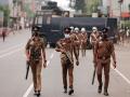 Sri Lanka imposes curfew as clashes break out in Galle Face area - Hindi News | Sri Lanka imposes curfew as clashes break out in Galle Face area | Latest international News at Lokmattimes.com