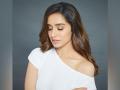 Shraddha Kapoor celebrates 'abundant love' from 60 million Instagram fans - Hindi News | Shraddha Kapoor celebrates 'abundant love' from 60 million Instagram fans | Latest entertainment News at Lokmattimes.com