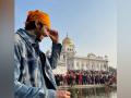 Kartik Aaryan visits Gurudwara Bangla Sahib after finishing 'challenging' schedule of 'Shehzada' - Hindi News | Kartik Aaryan visits Gurudwara Bangla Sahib after finishing 'challenging' schedule of 'Shehzada' | Latest entertainment News at Lokmattimes.com