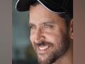 Hrithik Roshan gives acting tips to fans with new candid picture - Hindi News | Hrithik Roshan gives acting tips to fans with new candid picture | Latest entertainment News at Lokmattimes.com