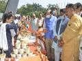 KVIC organises khadi exhibition in Varanasi to strengthen artisans, traditional arts - Hindi News | KVIC organises khadi exhibition in Varanasi to strengthen artisans, traditional arts | Latest national News at Lokmattimes.com