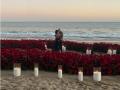 It's official! Kourtney Kardashian, Travis Barker seal their relationship with engagement - Hindi News | It's official! Kourtney Kardashian, Travis Barker seal their relationship with engagement | Latest entertainment News at Lokmattimes.com