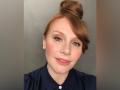Bryce Dallas Howard shows off massive bruises from 'Jurassic World: Dominion' stunt work - Hindi News | Bryce Dallas Howard shows off massive bruises from 'Jurassic World: Dominion' stunt work | Latest entertainment News at Lokmattimes.com