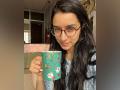 Sunday mood: Shraddha Kapoor channelises her inner 'chai lover' - Hindi News | Sunday mood: Shraddha Kapoor channelises her inner 'chai lover' | Latest maharashtra News at Lokmattimes.com