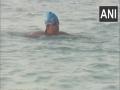 Autism-affected girl creates history, swims from Sri Lanka to Dhanushkodi in 13 hrs - Hindi News | Autism-affected girl creates history, swims from Sri Lanka to Dhanushkodi in 13 hrs | Latest national News at Lokmattimes.com