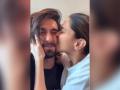 Deepika Padukone shares boomerang kissing 'world's most squishable face' - Hindi News | Deepika Padukone shares boomerang kissing 'world's most squishable face' | Latest entertainment News at Lokmattimes.com