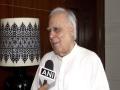 Sibal takes dig at Modi over economic, security situation - Hindi News | Sibal takes dig at Modi over economic, security situation | Latest national News at Lokmattimes.com