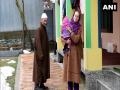 J-K: Ukrainian woman married to Kashmiri appeals to PM Modi to help her country - Hindi News | J-K: Ukrainian woman married to Kashmiri appeals to PM Modi to help her country | Latest national News at Lokmattimes.com