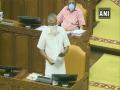 Pinarayi Vijayan moves resolution in Assembly urging Centre to reconsider decision to lease Trivandrum airport - Hindi News | Pinarayi Vijayan moves resolution in Assembly urging Centre to reconsider decision to lease Trivandrum airport | Latest national News at Lokmattimes.com