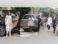 Big Wigs of Bollywood music industry attends KK funeral ceremony - Hindi News | Big Wigs of Bollywood music industry attends KK funeral ceremony | Latest entertainment News at Lokmattimes.com