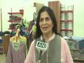 Gujarat: NRI couple promote khadi ahead of Gandhi Jayanti in Ahmedabad - Hindi News | Gujarat: NRI couple promote khadi ahead of Gandhi Jayanti in Ahmedabad | Latest national News at Lokmattimes.com
