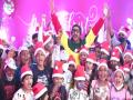 Ranveer Singh celebrates Christmas with children from Save the Children foundation - Hindi News | Ranveer Singh celebrates Christmas with children from Save the Children foundation | Latest maharashtra News at Lokmattimes.com
