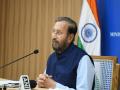 Javadekar meets digital news representatives, informs them about responsibilities placed under new laws - Hindi News | Javadekar meets digital news representatives, informs them about responsibilities placed under new laws | Latest national News at Lokmattimes.com