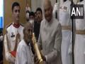 125-yr-old yoga legend Swami Sivananda's heartwarming gesture at Padma award ceremony - Hindi News | 125-yr-old yoga legend Swami Sivananda's heartwarming gesture at Padma award ceremony | Latest national News at Lokmattimes.com