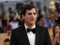 Ashton Kutcher cast opposite Reese Witherspoon in Netflix's 'Your Place or Mine' - Hindi News | Ashton Kutcher cast opposite Reese Witherspoon in Netflix's 'Your Place or Mine' | Latest entertainment News at Lokmattimes.com
