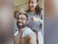 'Meanwhile in quarantine', Anushka gives a haircut to Virat - Hindi News | 'Meanwhile in quarantine', Anushka gives a haircut to Virat | Latest entertainment News at Lokmattimes.com