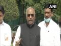 Will continue protest demanding discussion on fuel price hike in Parliament, says Mallikarjun Kharge - Hindi News | Will continue protest demanding discussion on fuel price hike in Parliament, says Mallikarjun Kharge | Latest national News at Lokmattimes.com