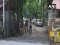 Security beefed up outside Matoshree ahead of oath-taking; hoardings-banners installed welcoming new govt - Hindi News | Security beefed up outside Matoshree ahead of oath-taking; hoardings-banners installed welcoming new govt | Latest national News at Lokmattimes.com