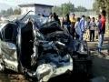 Five killed as car collides with truck on Mumbai-Pune Expressway - Hindi News | Five killed as car collides with truck on Mumbai-Pune Expressway | Latest maharashtra News at Lokmattimes.com