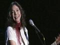 Grammy-winning singer Nanci Griffith passes away at 68 - Hindi News | Grammy-winning singer Nanci Griffith passes away at 68 | Latest entertainment News at Lokmattimes.com